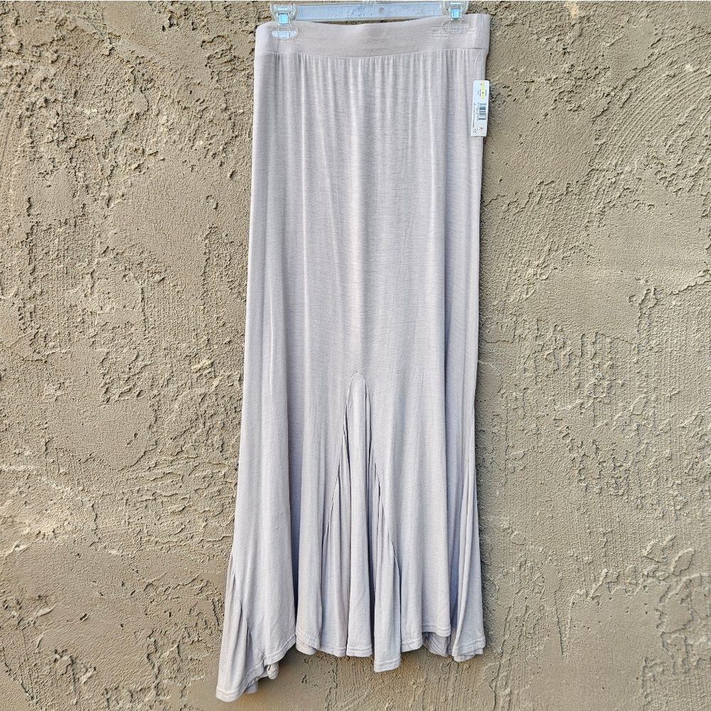 New Directions Beige Ruffle Hem Maxi Skirt Size M